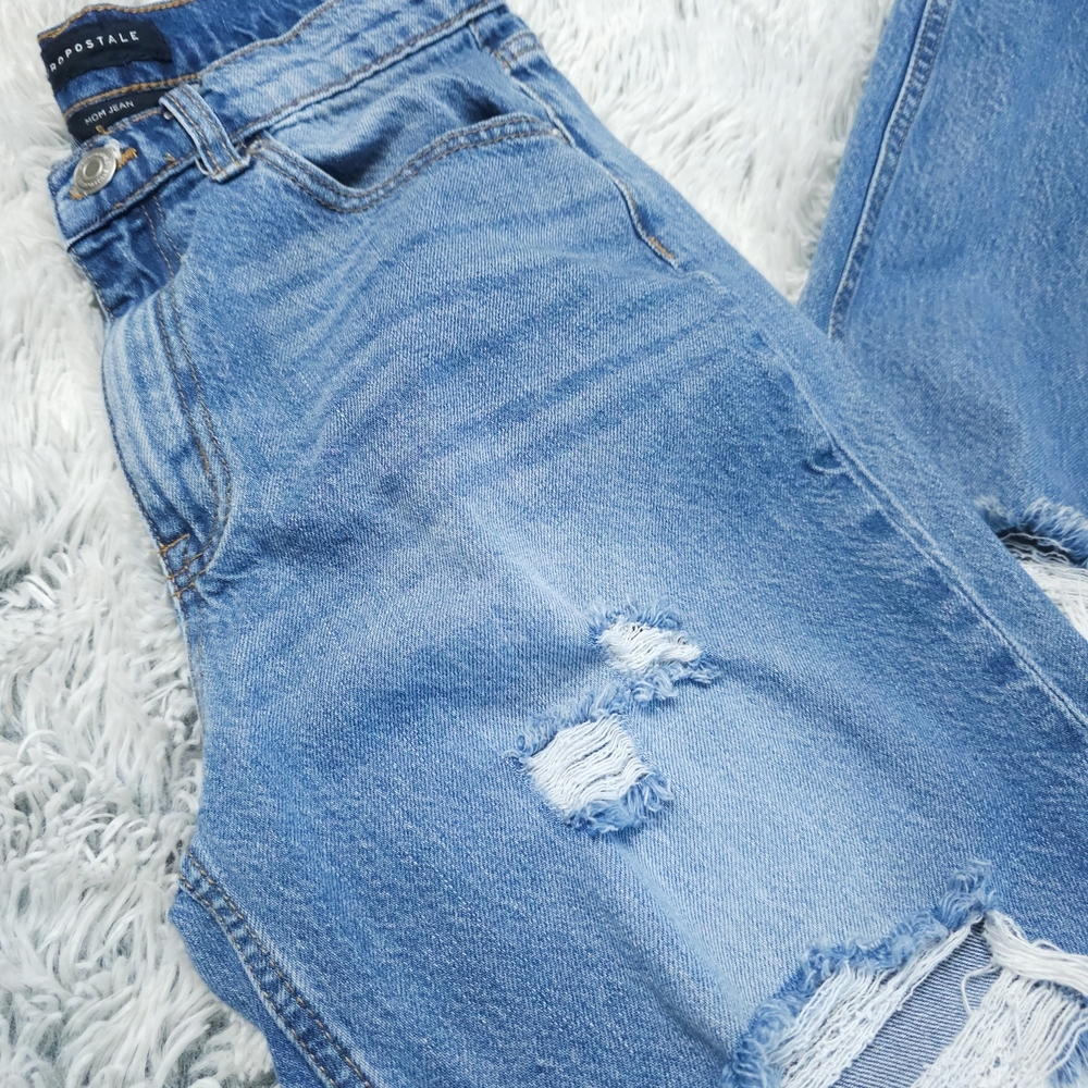 Women's Blue Distressed Jeans - Picture 5 of 5
